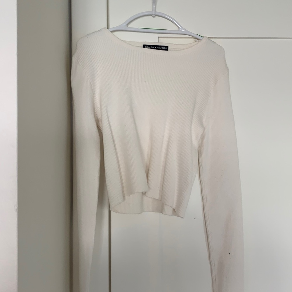 Brandy Melville long sleeve teeshirt!